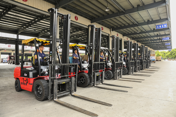 長春到上海物流專線,中卡物流精品專線 長春到上海物流專線,中卡物流精品專線