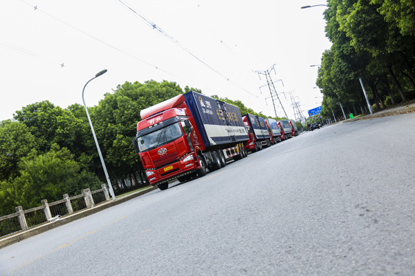 中卡物流給您普及服裝物流的幾種類型 中卡物流給您普及服裝物流的幾種類型